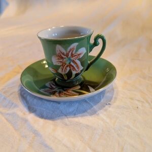 2/30$ Green Floral Porcelain Teacup and Saucer